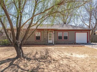 1305 Grand Oak Dr, Greenwood, AR 72936