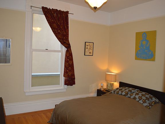 2nd image of 670-672 Pennsylvania Ave