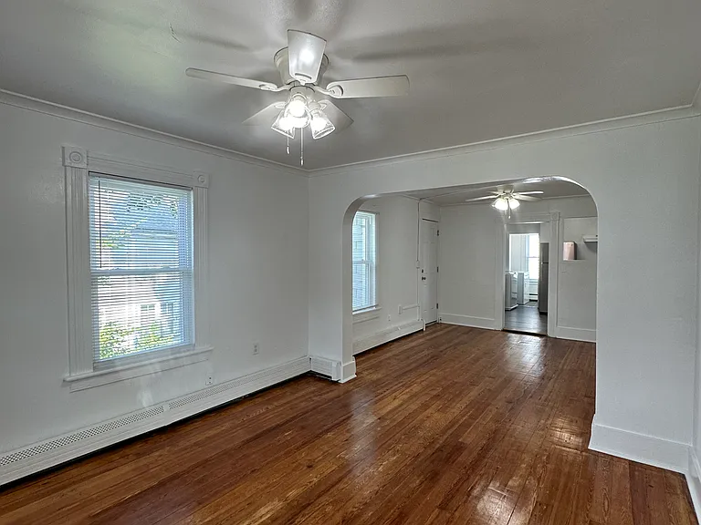 35 Maud St #2 — Photo 6