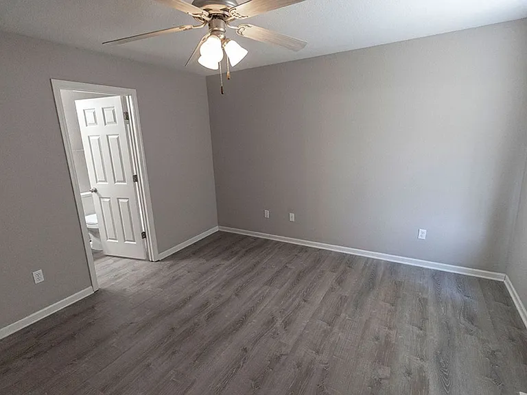 4001 Snowy Owl Dr — Photo 31