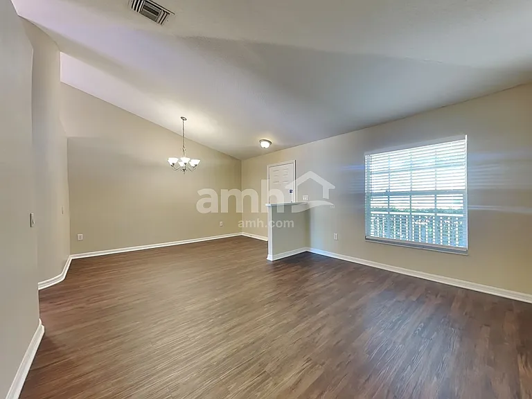 24801 Black Creek Ct — Photo 7