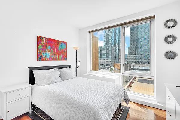 Sold by SERHANT. | media 7