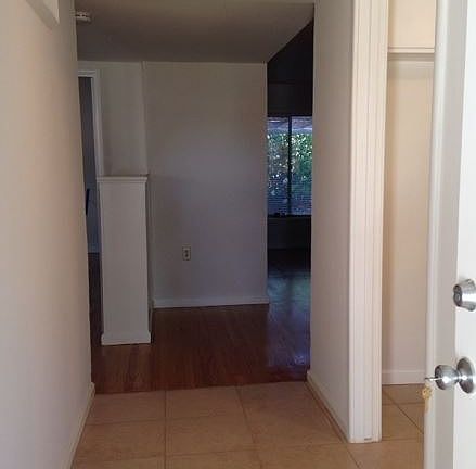 5th image of 2430 Loma Vista Dr