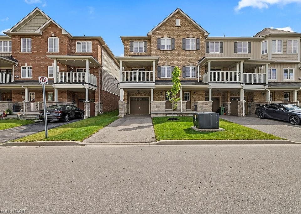 1st image of 14 Hiscott Dr