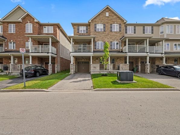 14 Hiscott Dr, Hamilton, ON L8B 0A2