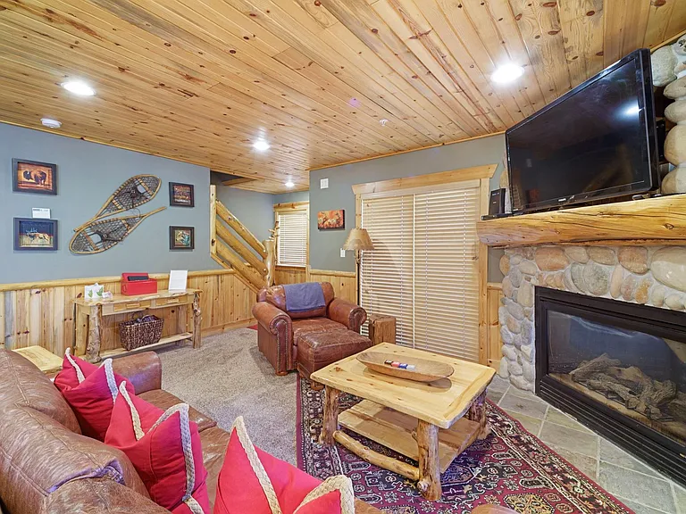 3987 N Timber Wolf Ln #11A — Photo 3