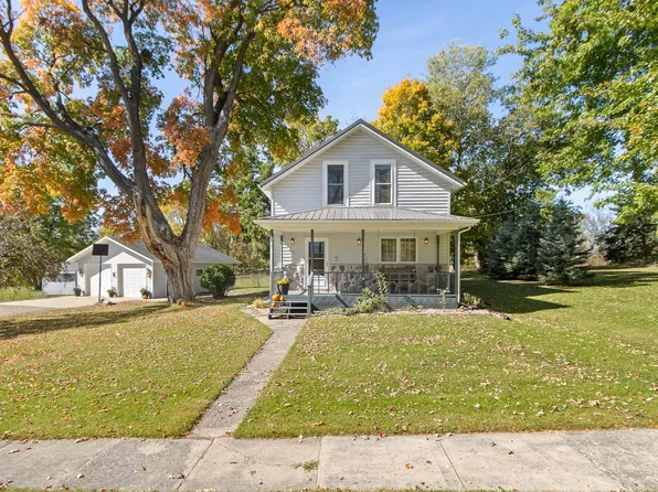 215 Beaver Dam Rd, Lowell, WI 53557