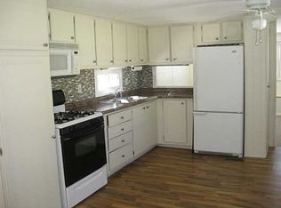 5 Park Ln, Coventry, RI 02816