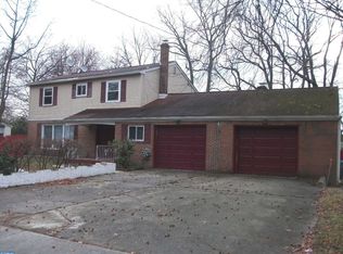 49 Oakview Ave, Cherry Hill, NJ 08002