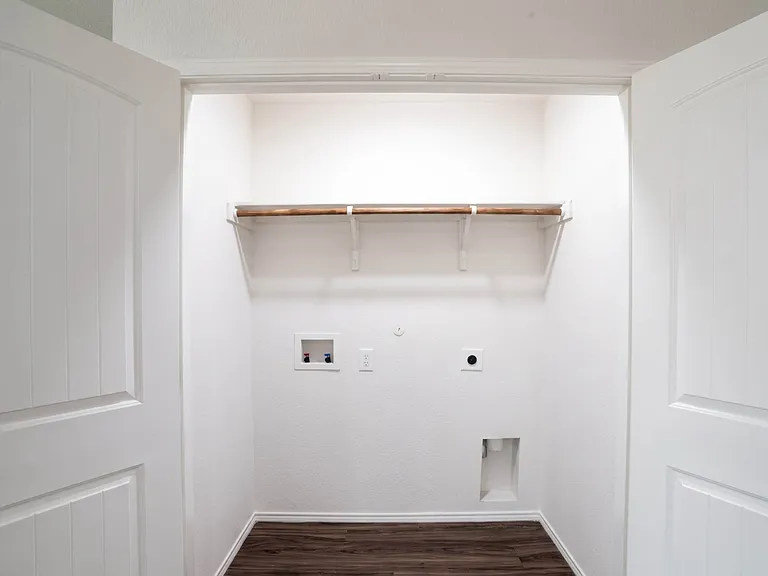 767 Myrtle Ln — Photo 19