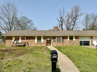 1602 Woodway Ln, Gilmer, TX 75644