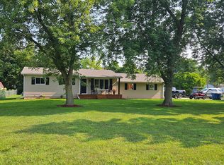 9382 Corunna Rd, Swartz Creek, MI 48473