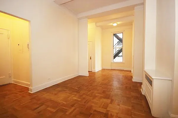 Rented by (Legacy) NY Quality Living Uptown | media 12