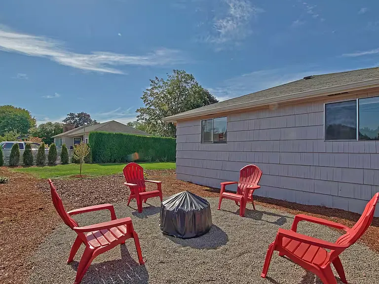 1328 NE 9th Ave — Photo 24