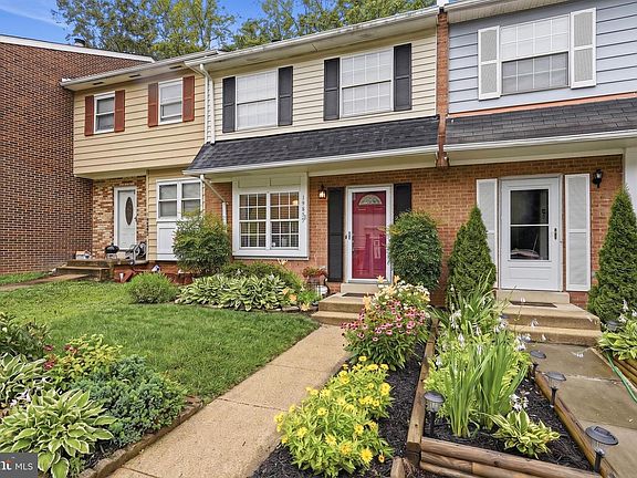 3rd image of 14899 Emberdale Dr