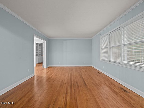 5th image of 50 Wildwood Court