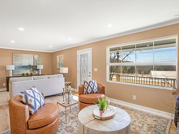 5th image of 9815 E Brainerd Rd