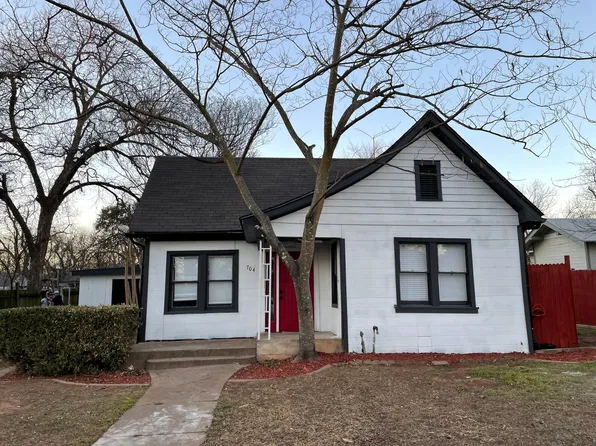 704 Williams Ave, Cleburne, TX 76033