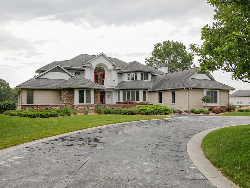 1st image of 142 N Skyview Dr Lot 8