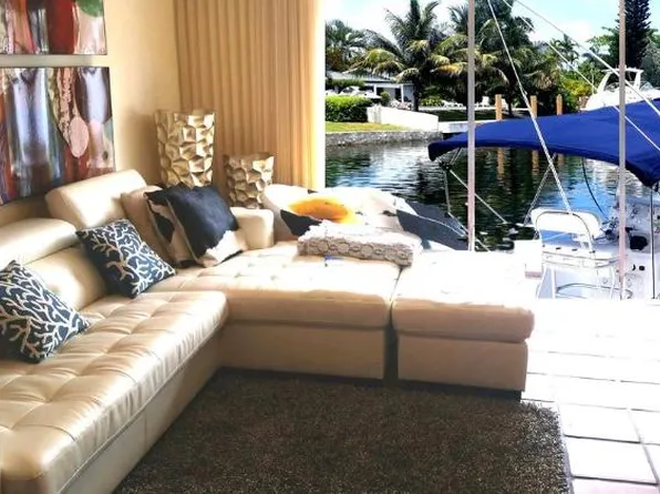 1991 NE 123rd St, North Miami, FL 33181