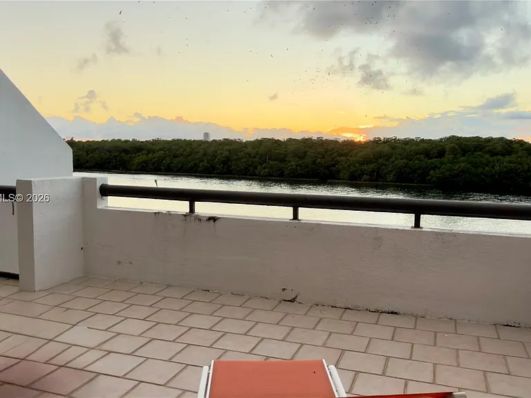 456 Poinciana Dr #1620 — Photo 20