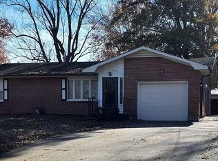 201 W Laharpe St, Kirksville, MO 63501