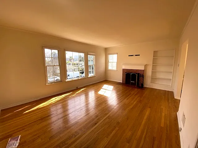 1 bed, 900 sqft, $2,900 — Photo 1