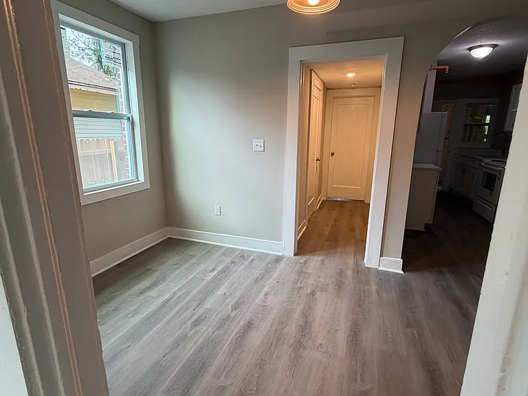 Separate dinning room.