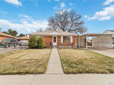 6900 Avrum Drive, Denver, CO, 80221