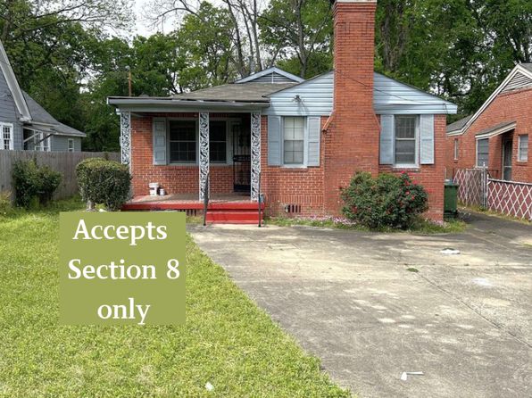 3616 Gaston Ave