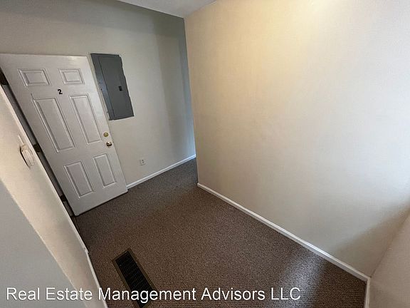 3rd image of 2426 N 33rd St Floor 2
