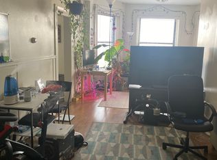 27 Bay State Rd APT 4R, Boston, MA 02215