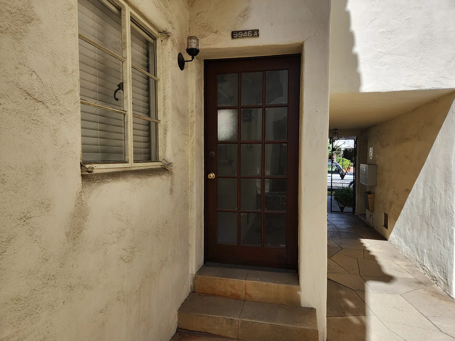 2 bed, 800 sqft, $3,700 — Photo 2