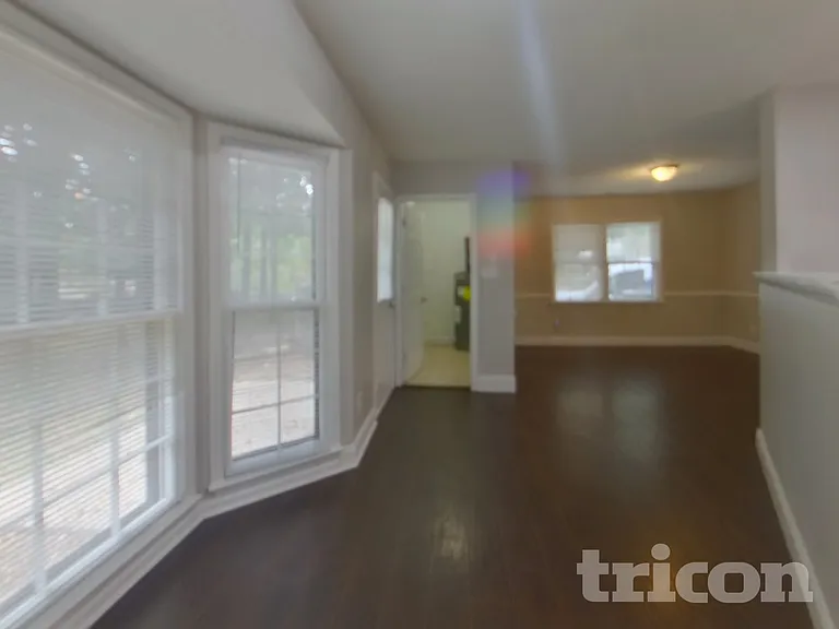 2254 Clonmel Pl — Photo 6