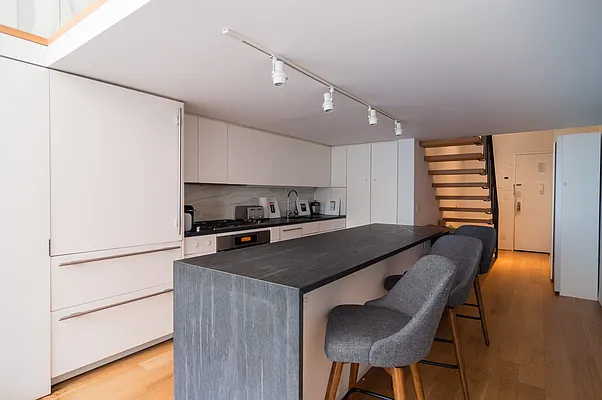 Rented by Compass | media 6