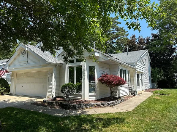 2311 Kira Ct, Toms River, NJ 08755