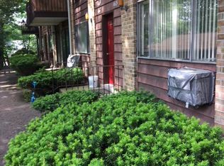 167 Kennedy Dr, Bridgeport, CT 06606