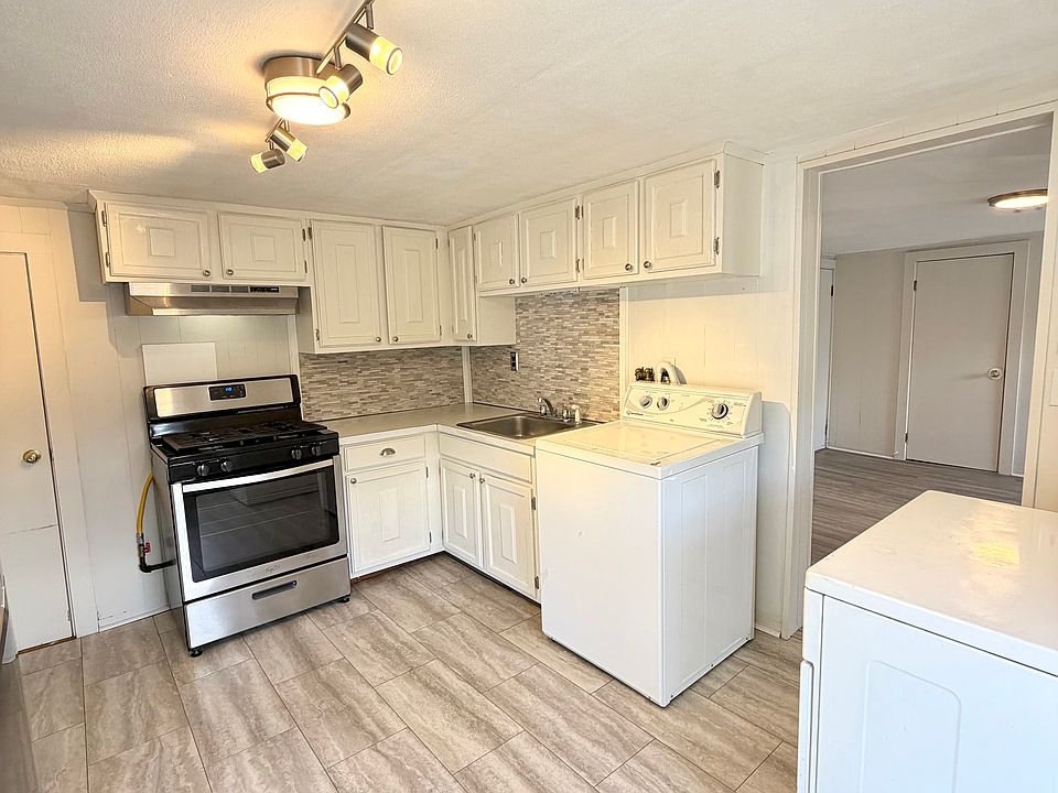 1st image of 23 Granite St #5