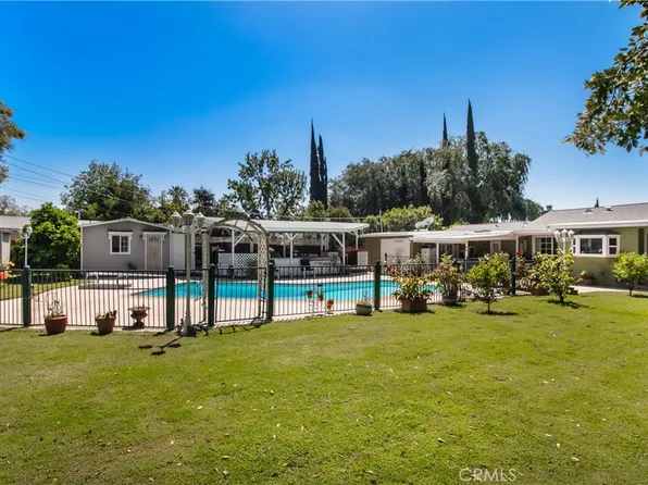 19523 Lorne St, Reseda, CA 91335