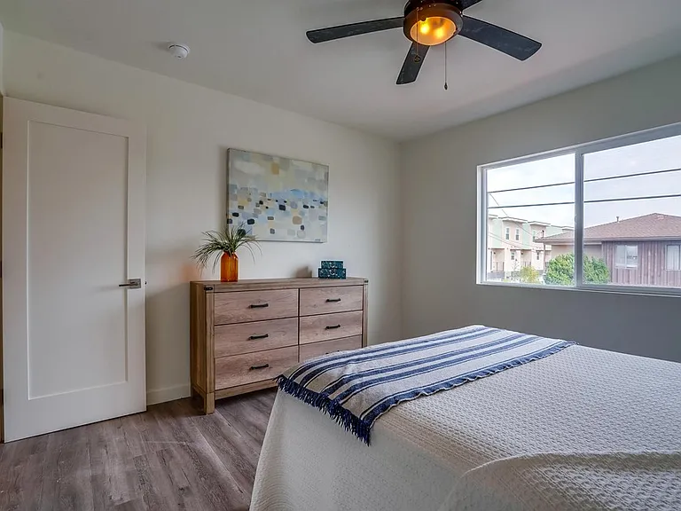 11853 Manor Dr — Photo 19