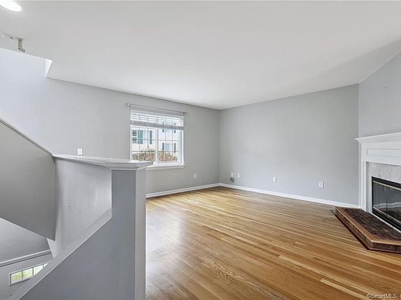 5th image of 14 South St Unit 53