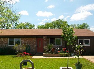 402 County Road 243, Angleton, TX 77515