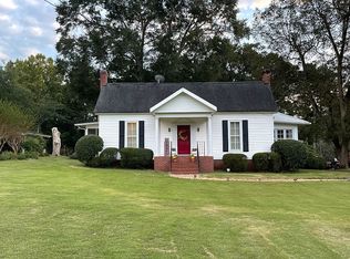 311 W College St, Bowdon, GA 30108