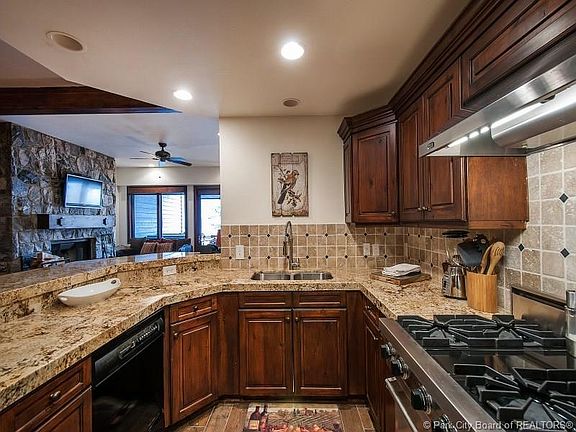 5th image of 2100 Deer Valley Dr #403