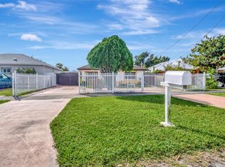 12050 SW 220th St, Miami, FL 33170