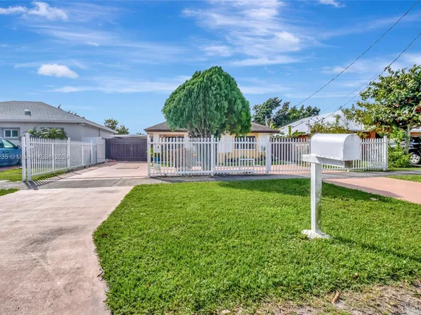 12050 SW 220th St, Miami, FL 33170