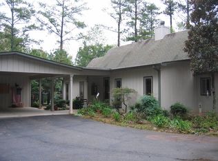 1940 Daves Creek Trl, Cumming, GA 30041