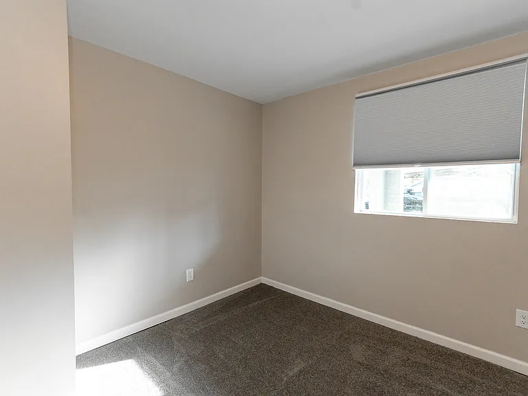 8 Enfield St #1 — Photo 26