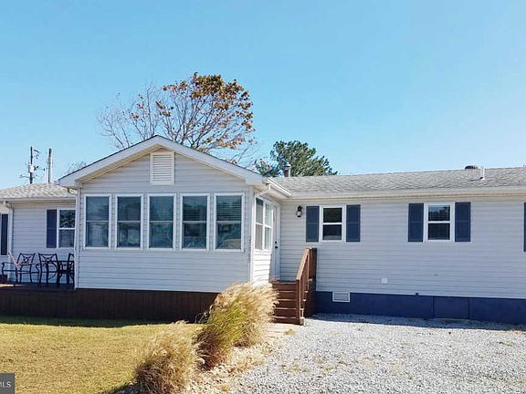 3rd image of 25869 N Pine St #1204
