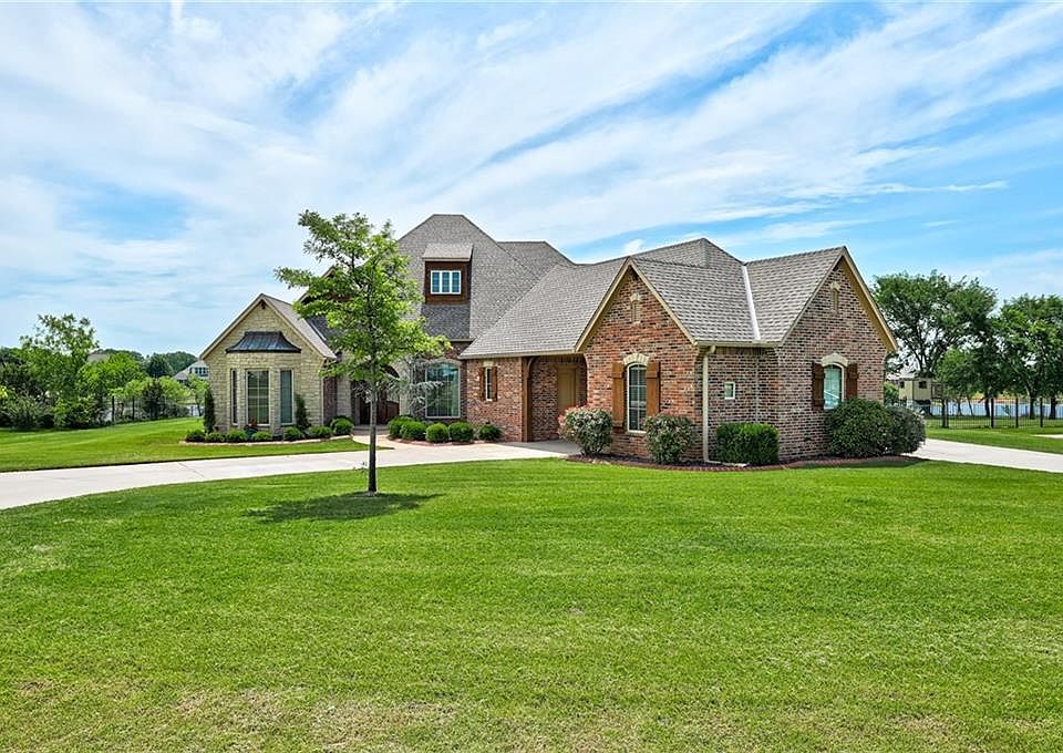 1st image of 15220 Turtle Lake Pl